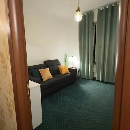 2 10 Min Arena Easy Parking Apartment Verona